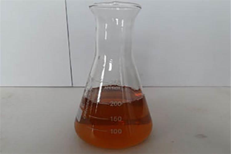 熱氧化是工業齒輪油一個突出的問題，齒輪油在較高溫度下運轉，非常容易加快氧化過程，使其質量劣化，影響其流動性